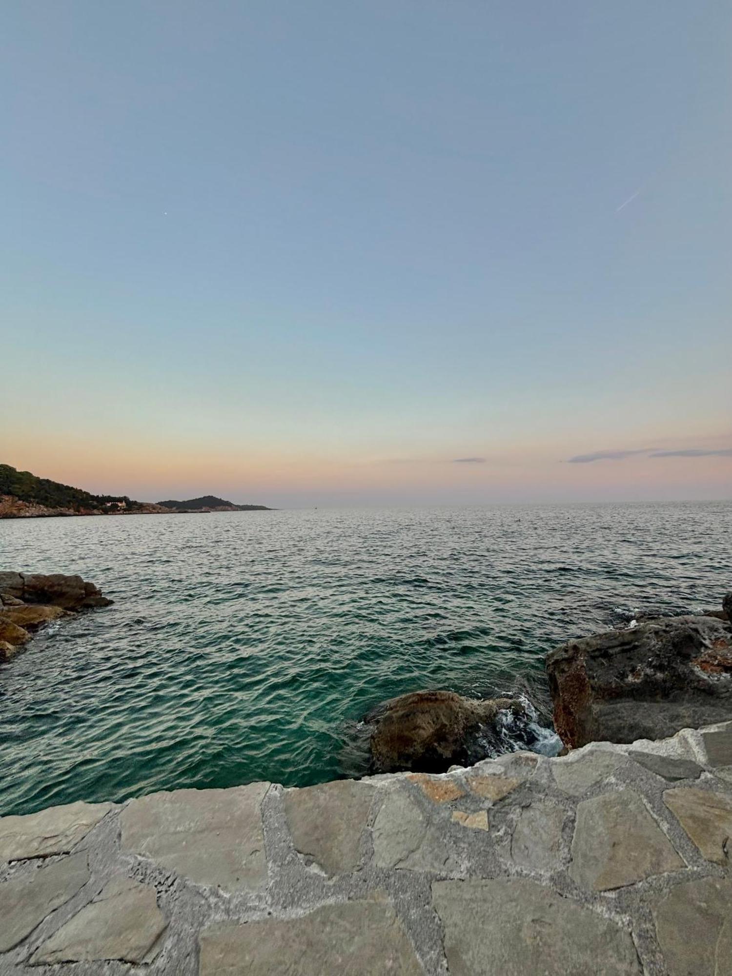 Bliss Apartment Near Bellevue Beach Dubrovnik Ngoại thất bức ảnh